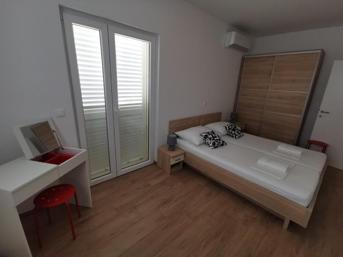 Apartmani Kronjac Милна Екстериор снимка