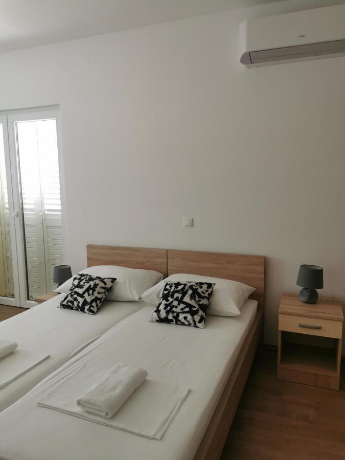 Apartmani Kronjac Милна Екстериор снимка