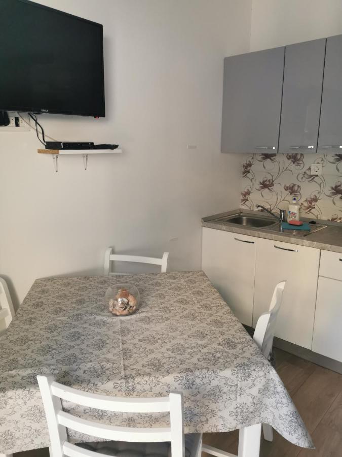Apartmani Kronjac Милна Екстериор снимка