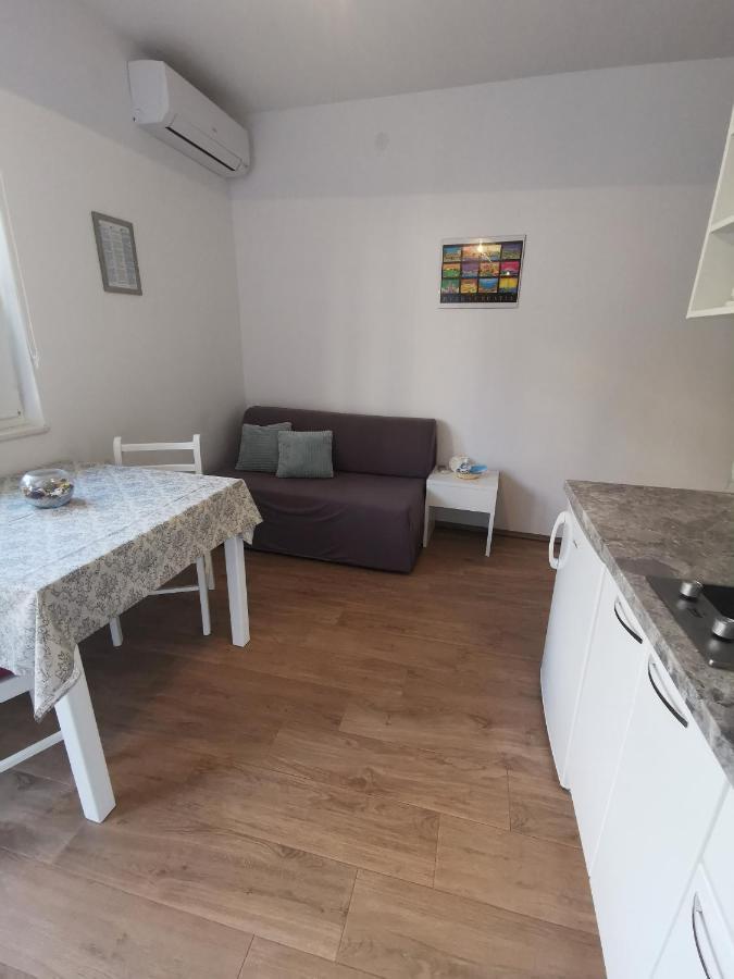 Apartmani Kronjac Милна Екстериор снимка