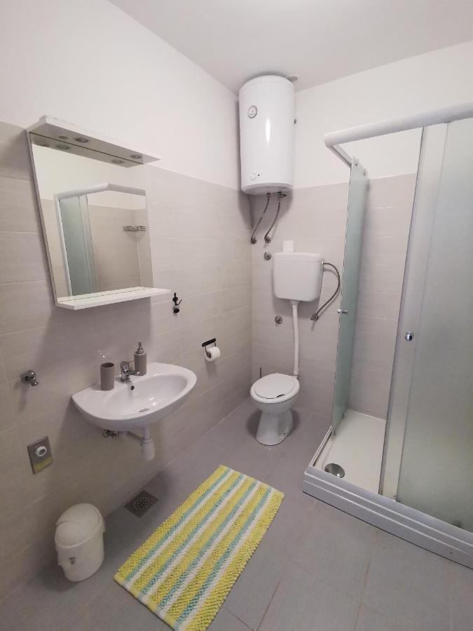 Apartmani Kronjac Милна Екстериор снимка
