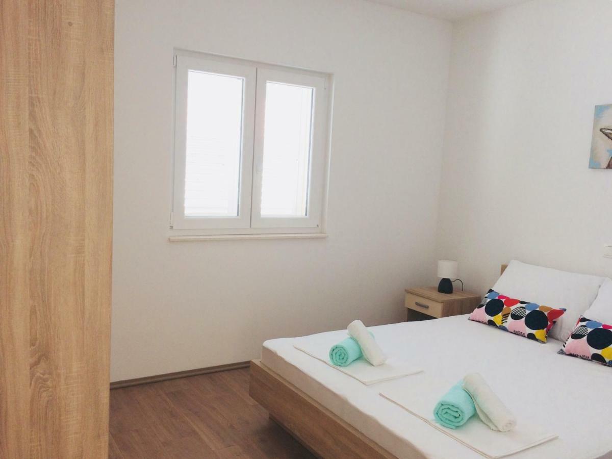 Apartmani Kronjac Милна Екстериор снимка