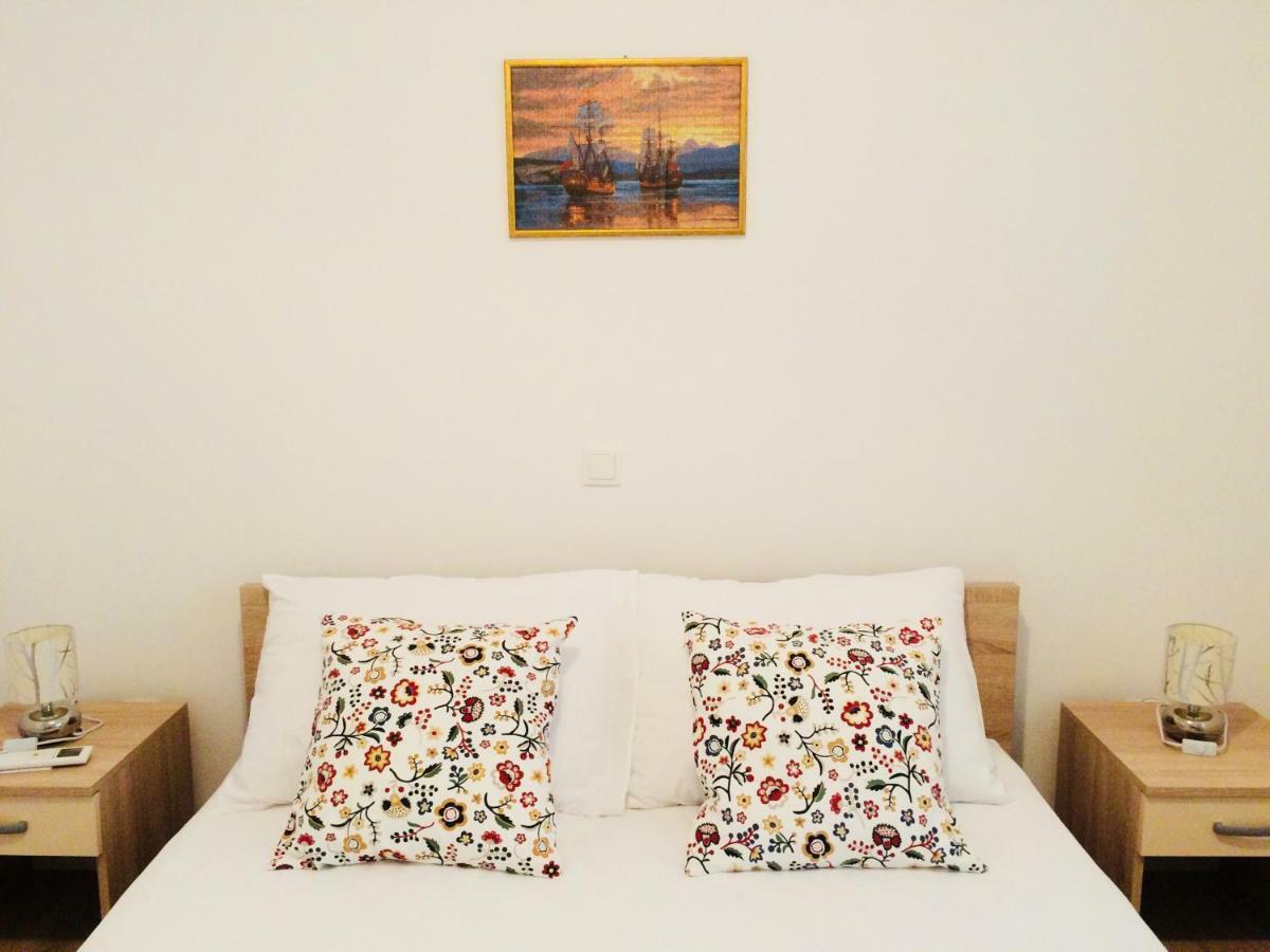 Apartmani Kronjac Милна Екстериор снимка